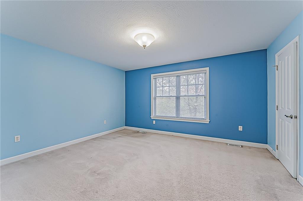 230 Berkeley Way, Unit B Monroeville, PA 15146 - Photo 20 of 25 an empty room with windows