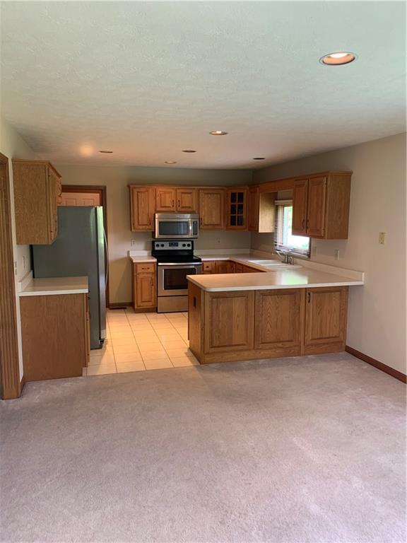 674 Georgetown Road Greenwood, IN 46142 - Photo 14 of 29 Gallery Image 14