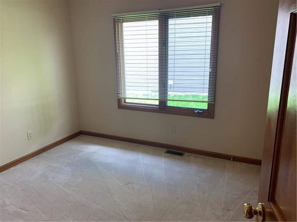 674 Georgetown Road Greenwood, IN 46142 - Photo 16 of 29 Gallery Image 16
