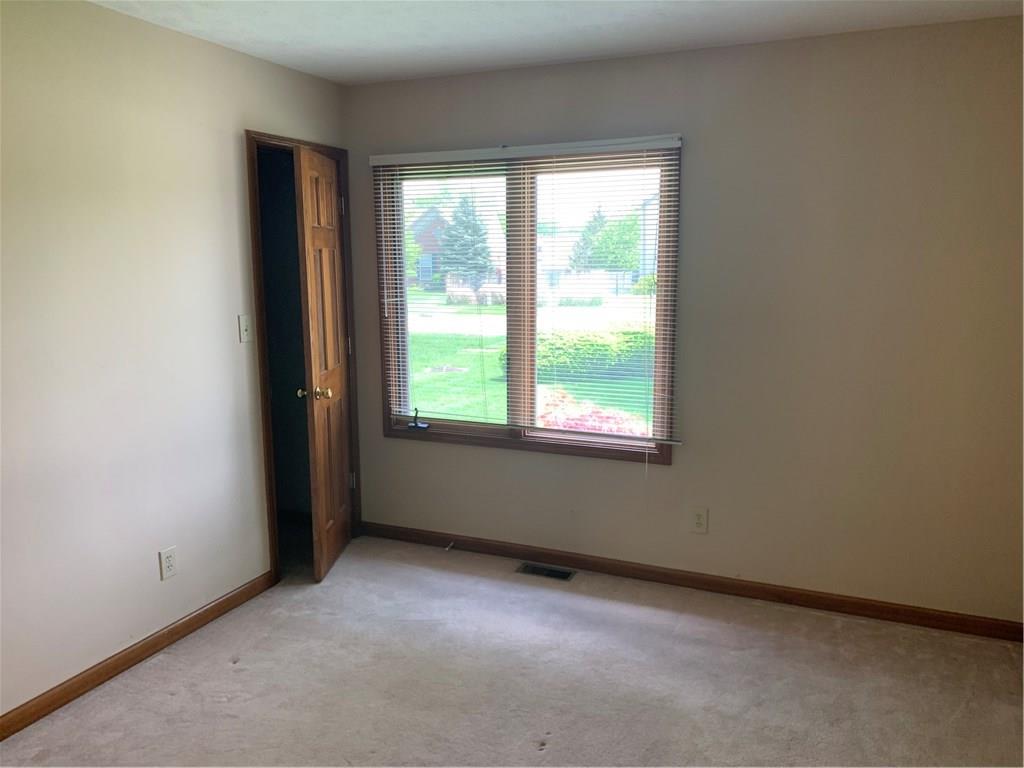 674 Georgetown Road Greenwood, IN 46142 - Photo 23 of 29 Gallery Image 23