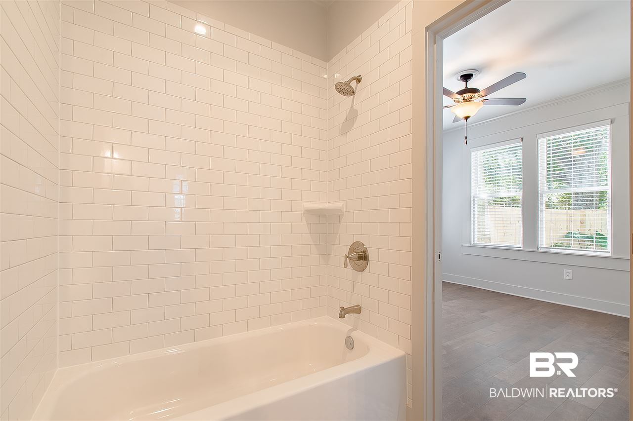 110 North Julia Street Mobile, AL 36604 - Photo 21 of 50