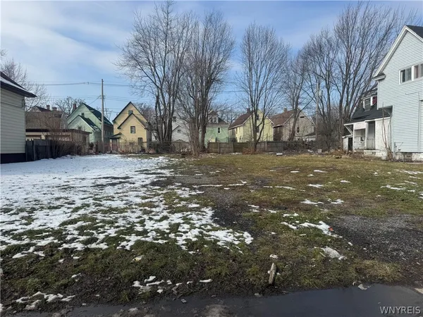 $25,000 | 1946 Bailey Avenue, Buffalo, NY 14211