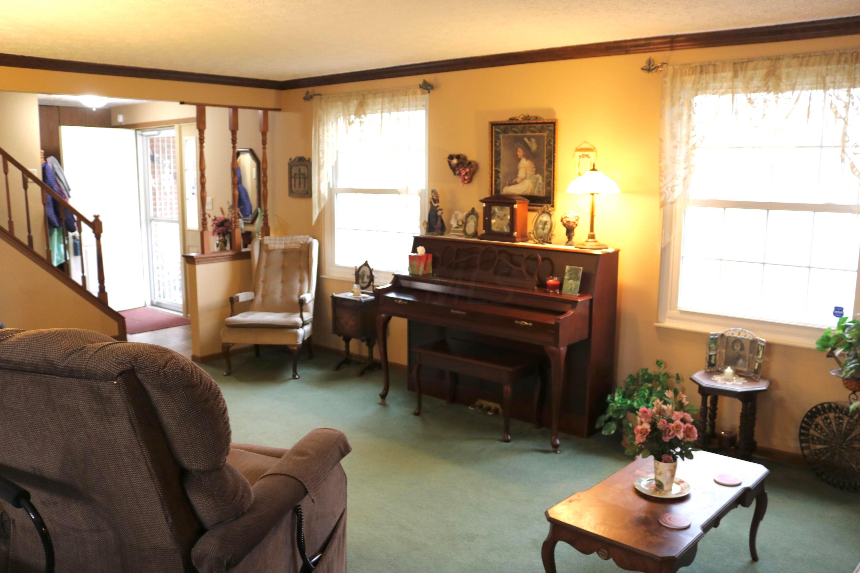5313 Davidson Road Hilliard, OH 43026 - Photo 5 of 28 Gallery Image 5
