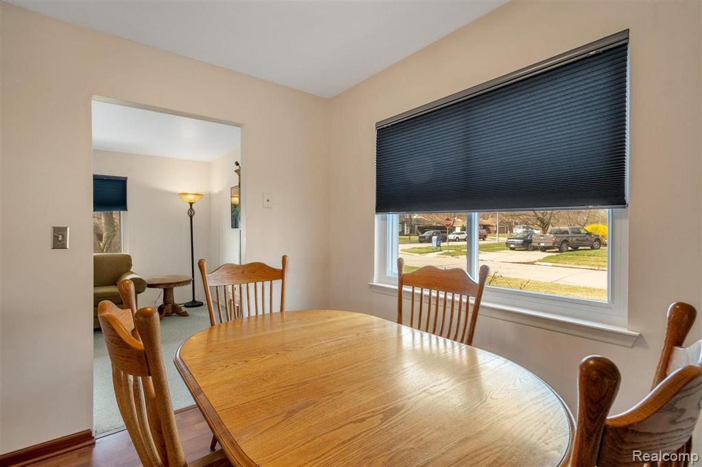 42462 Hanford Road Canton, MI 48187 - Photo 11 of 35