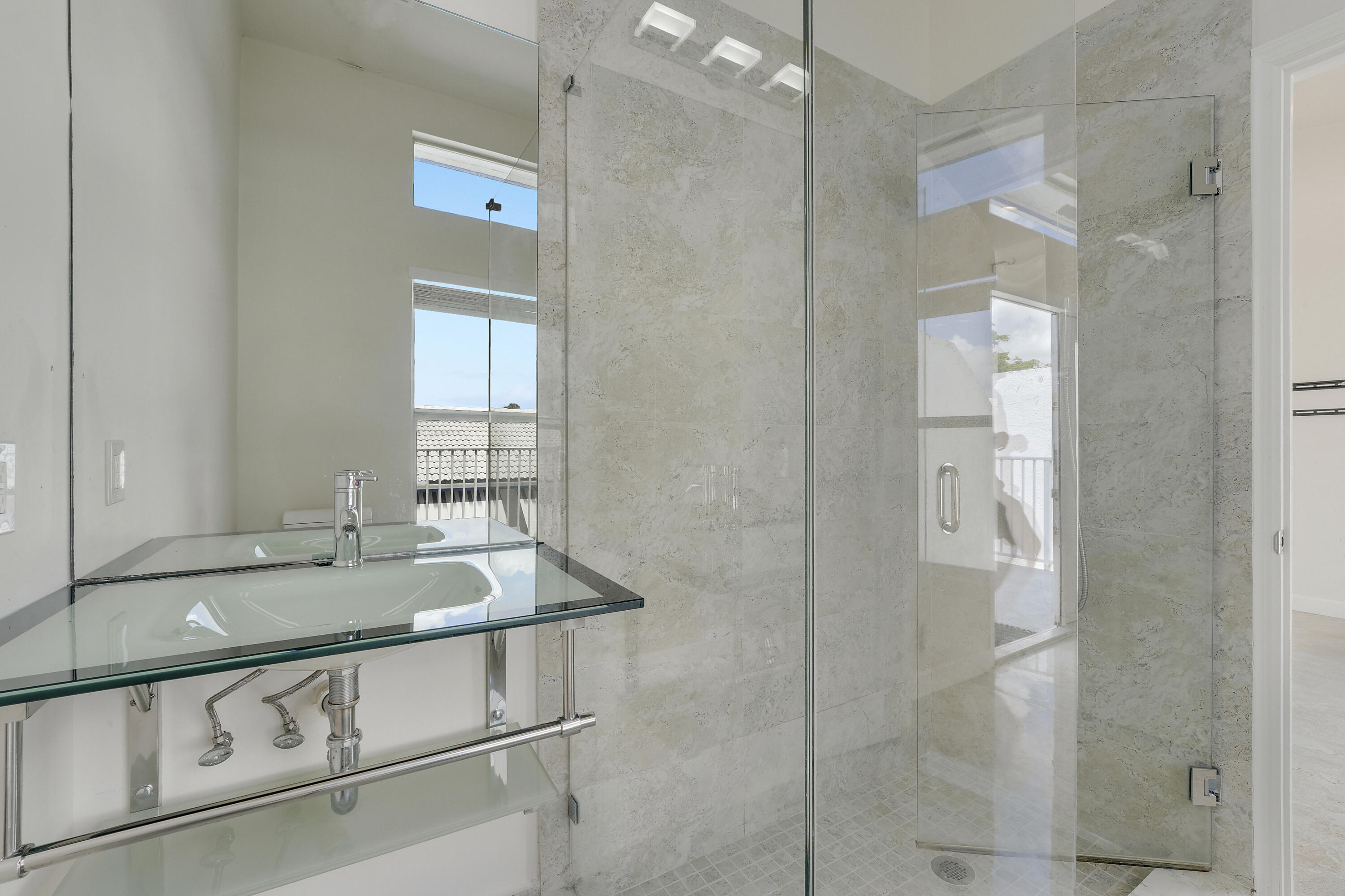 3703 Mykonos Court Boca Raton, FL 33487 - Photo 30 of 48 House-17