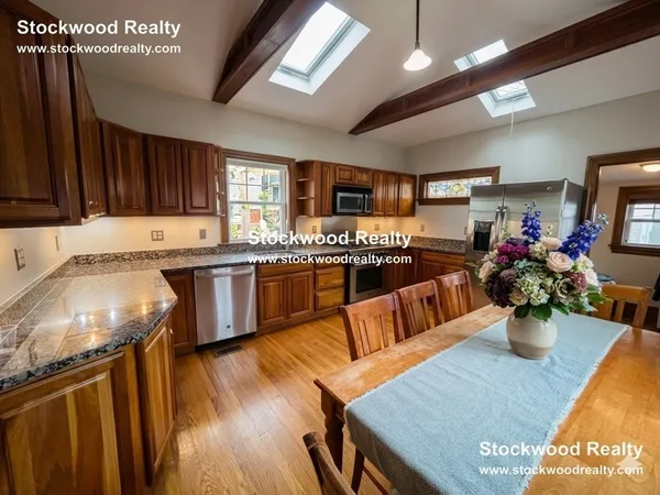 $5,200 | 36 Spring Garden Street, Boston, MA 02125