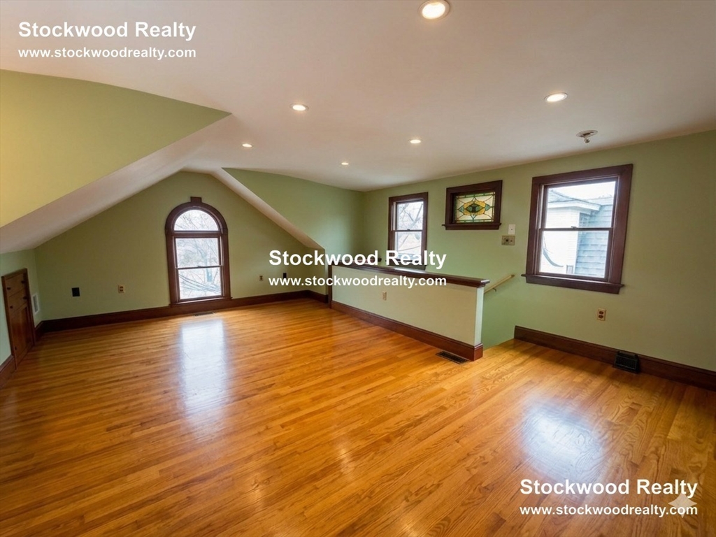 36 Spring Garden Street Boston, MA 02125 - Photo 23 of 30