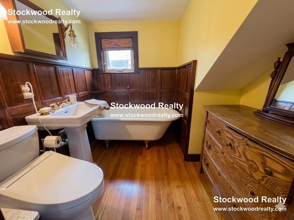 36 Spring Garden Street Boston, MA 02125 - Photo 26 of 30