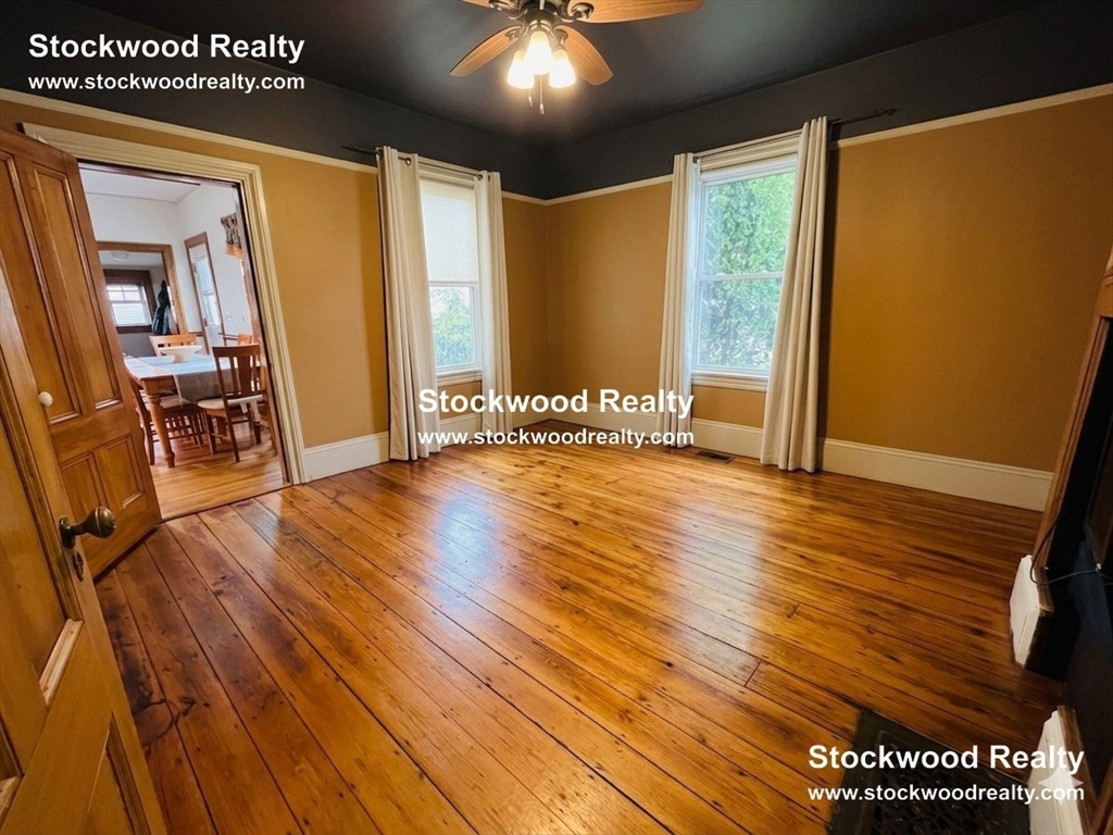 36 Spring Garden Street Boston, MA 02125 - Photo 5 of 30