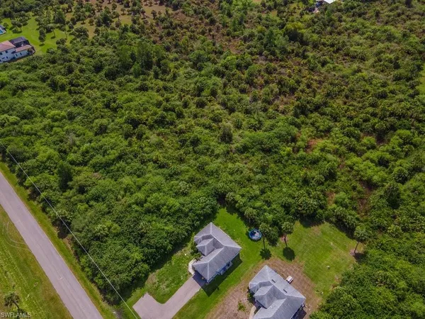 $169,000 | Shady Hollow Boulevard West, Naples, FL 34120