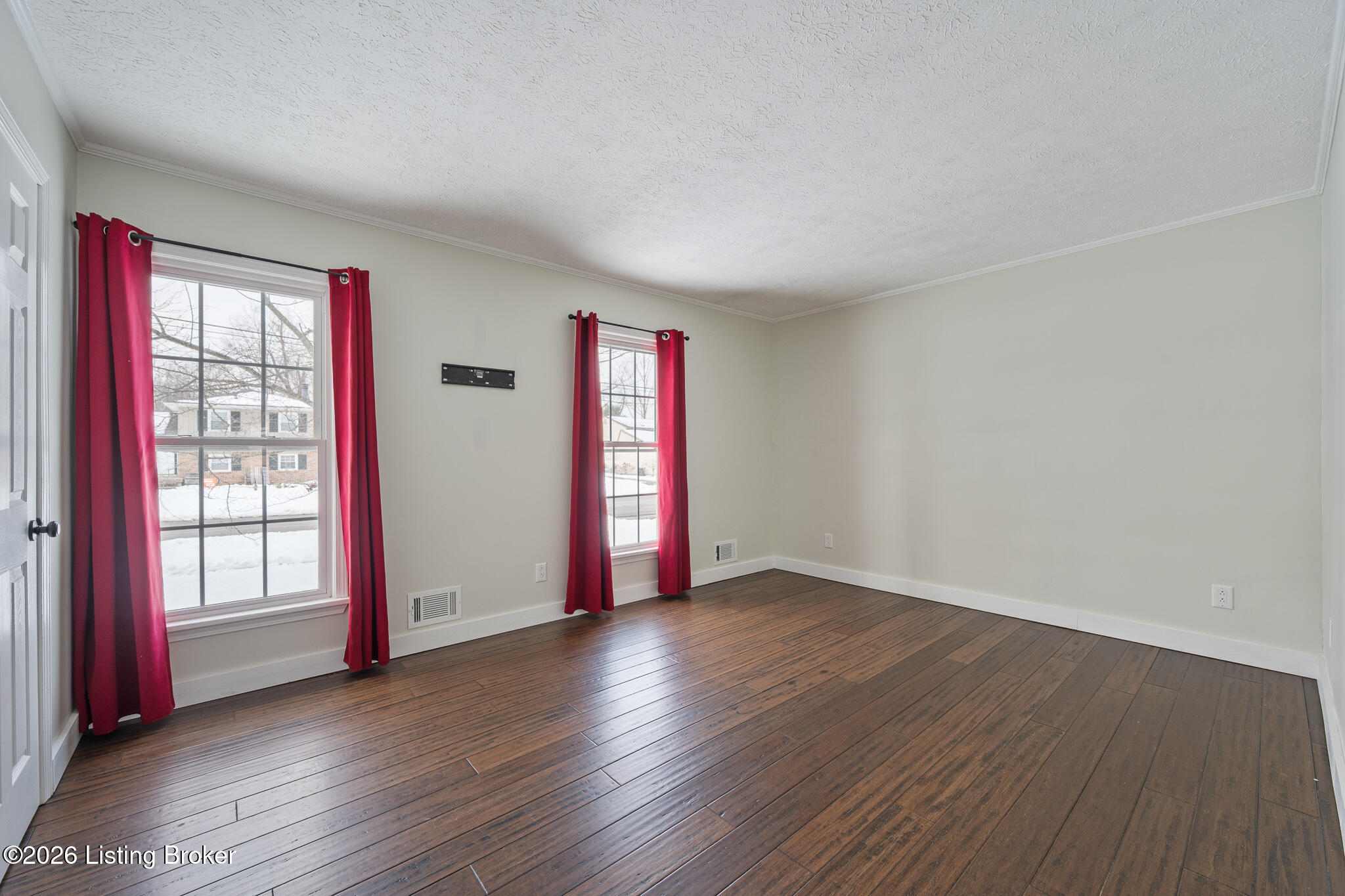 3715 Longview Road Louisville, KY 40299 - Photo 19 of 36 3715 Longview Rd-20