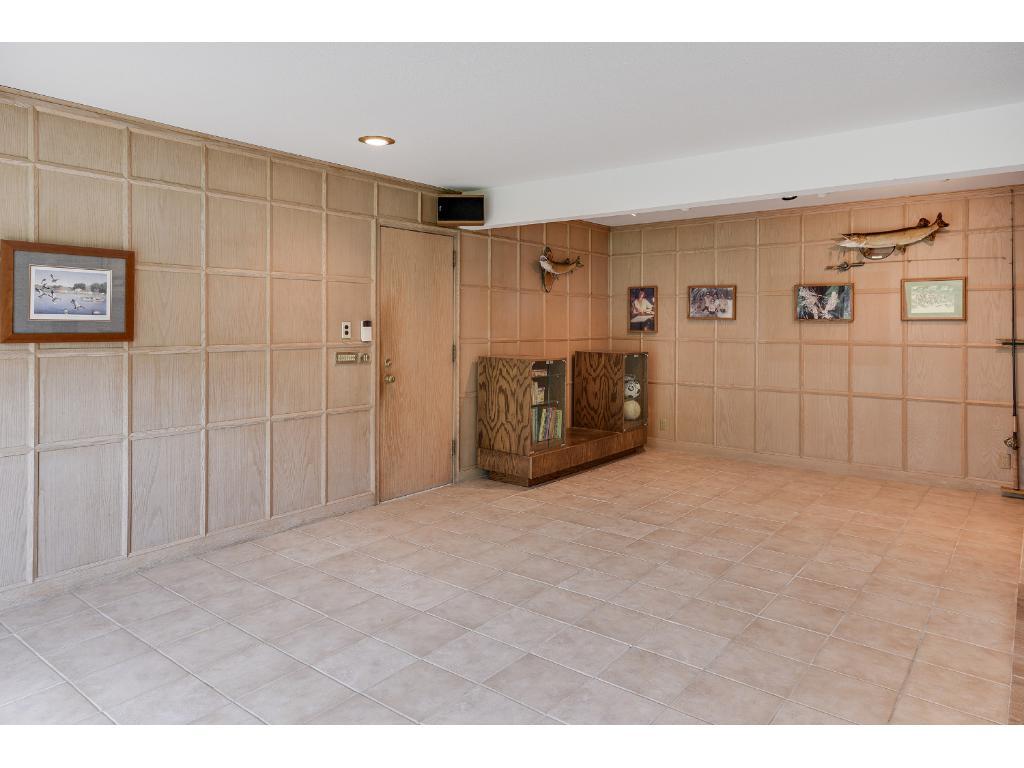 2422 Lafayette Road Wayzata, MN 55391 - Photo 16 of 24