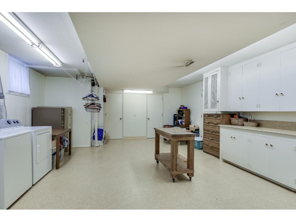 2422 Lafayette Road Wayzata, MN 55391 - Photo 20 of 24