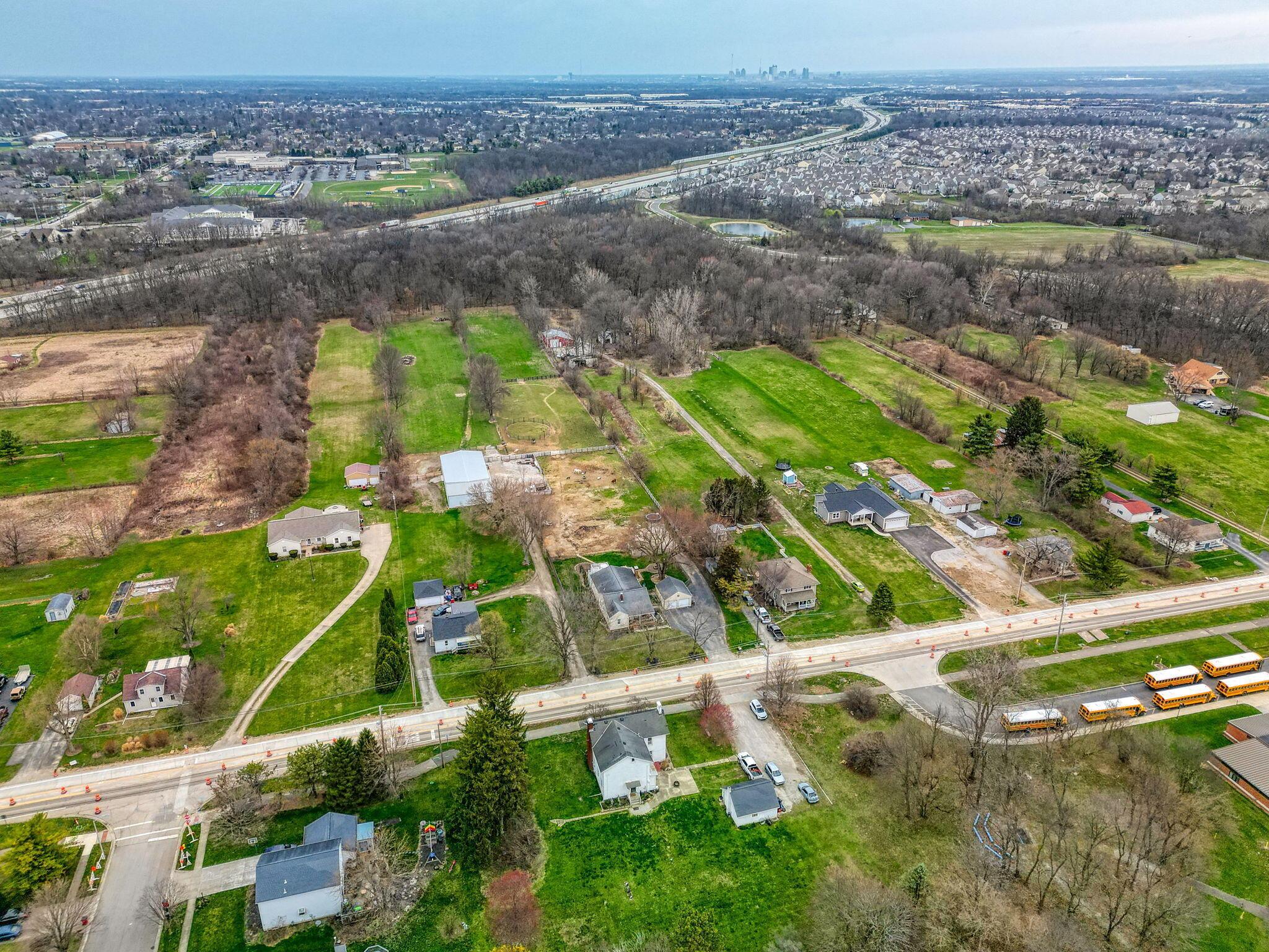 2371 Holton Road Grove City, OH 43123 - Photo 61 of 62 2629 Holton Rd (23)