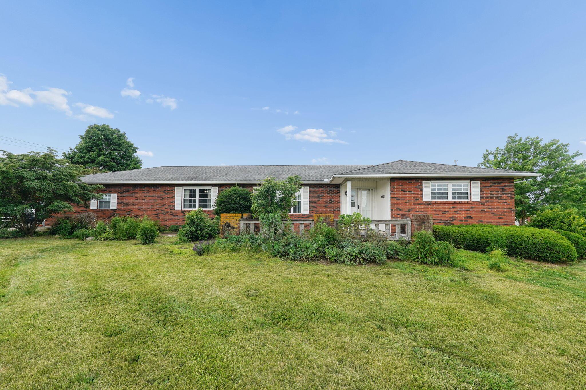 1408 Northridge Road Circleville, OH 43113 - Photo 3 of 50