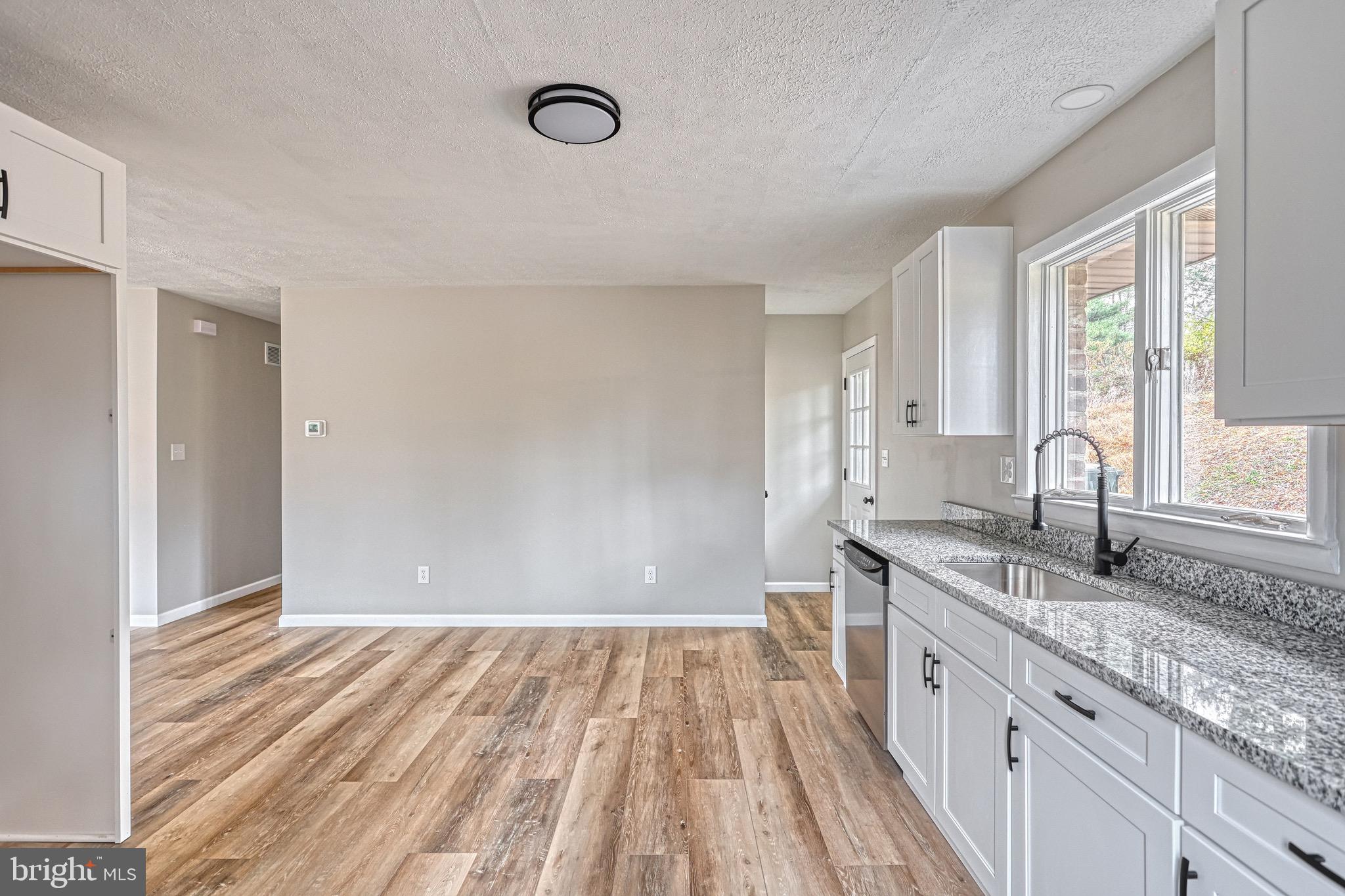 704 Taylor Road Windsor, PA 17366 - Photo 11 of 34