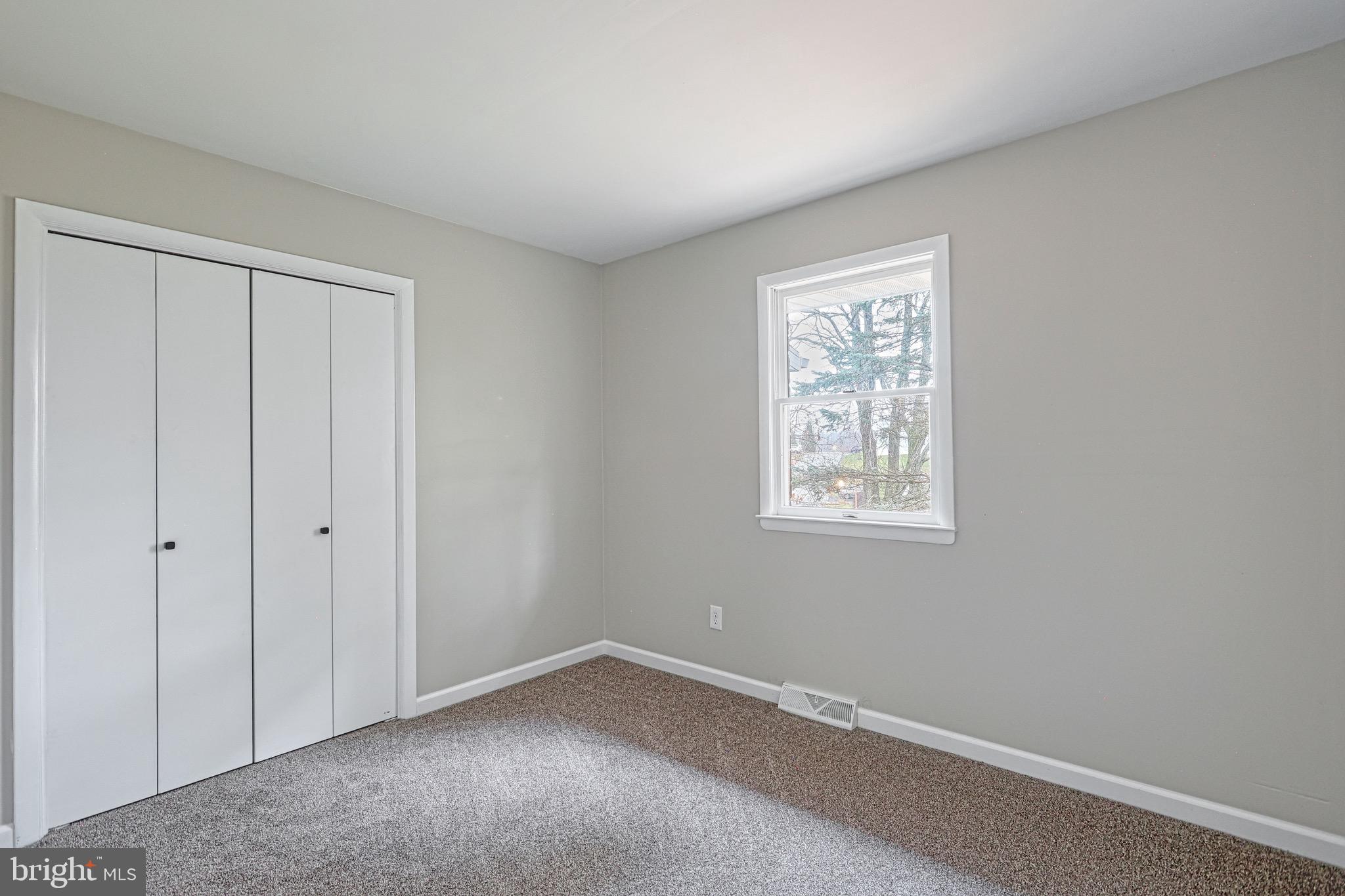 704 Taylor Road Windsor, PA 17366 - Photo 12 of 34