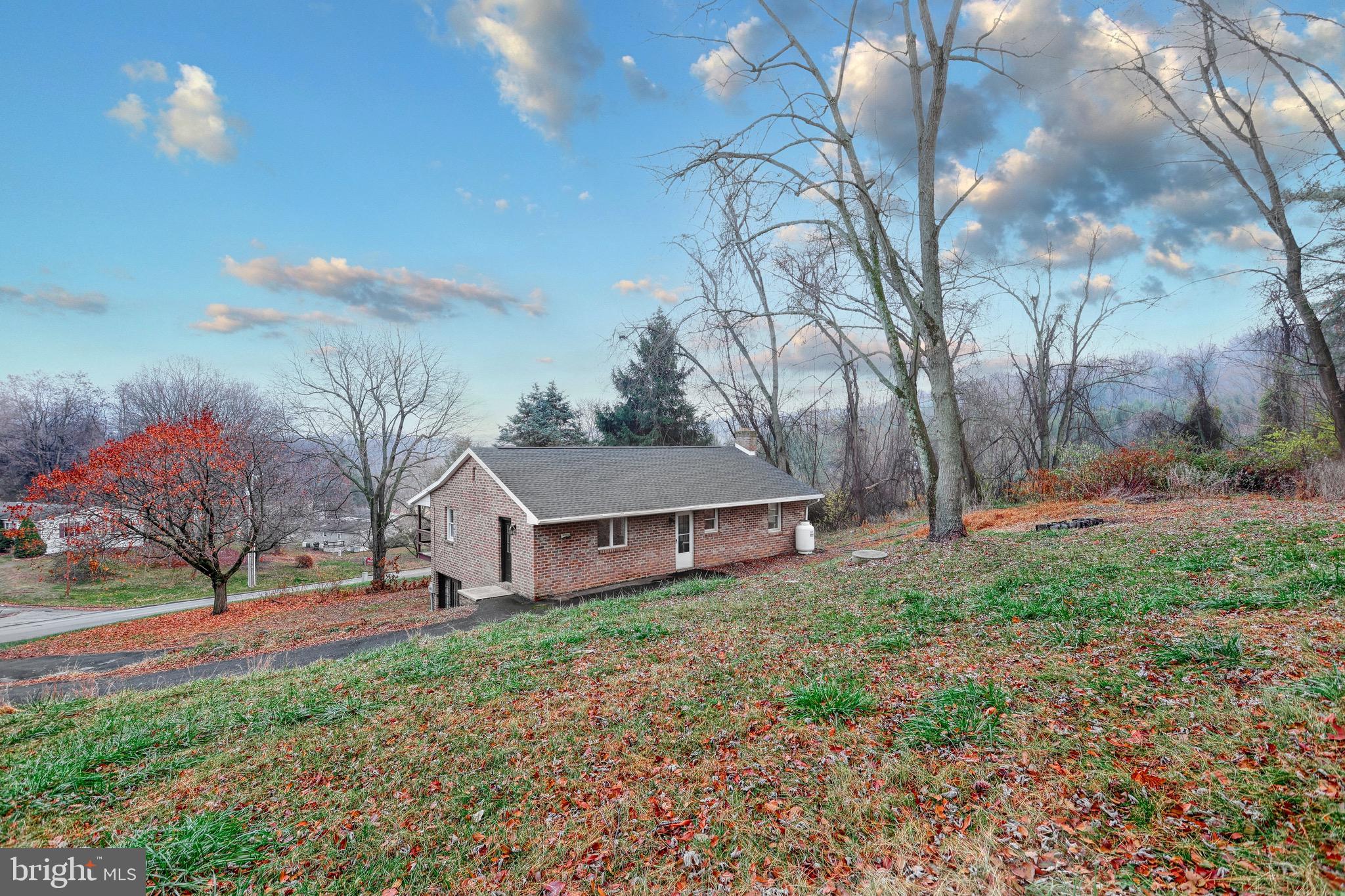 704 Taylor Road Windsor, PA 17366 - Photo 31 of 34