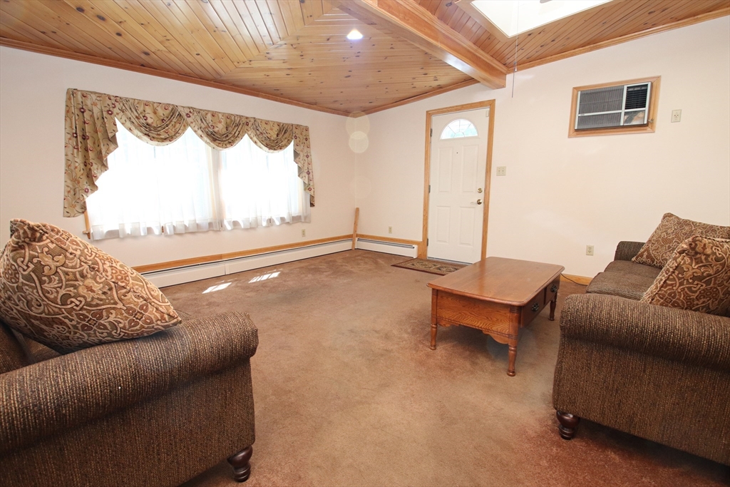 86 Farrell Road Lynn, MA 01905 - Photo 11 of 36 Gallery Image 11