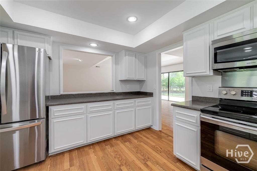 14 Hemingway Drive Savannah, GA 31411 - Photo 9 of 31