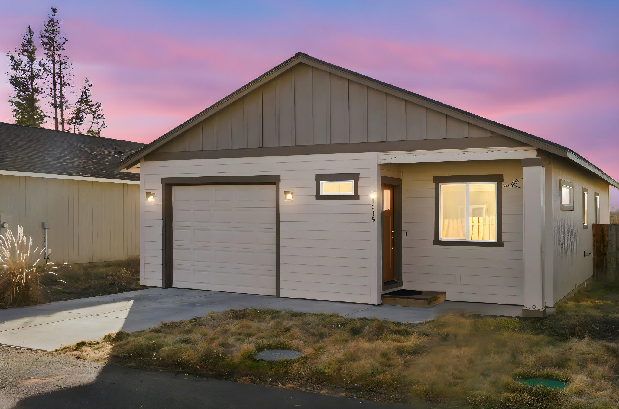 51215 Riley Lane La Pine, OR 97739 - Photo 22 of 23 Front Twilight