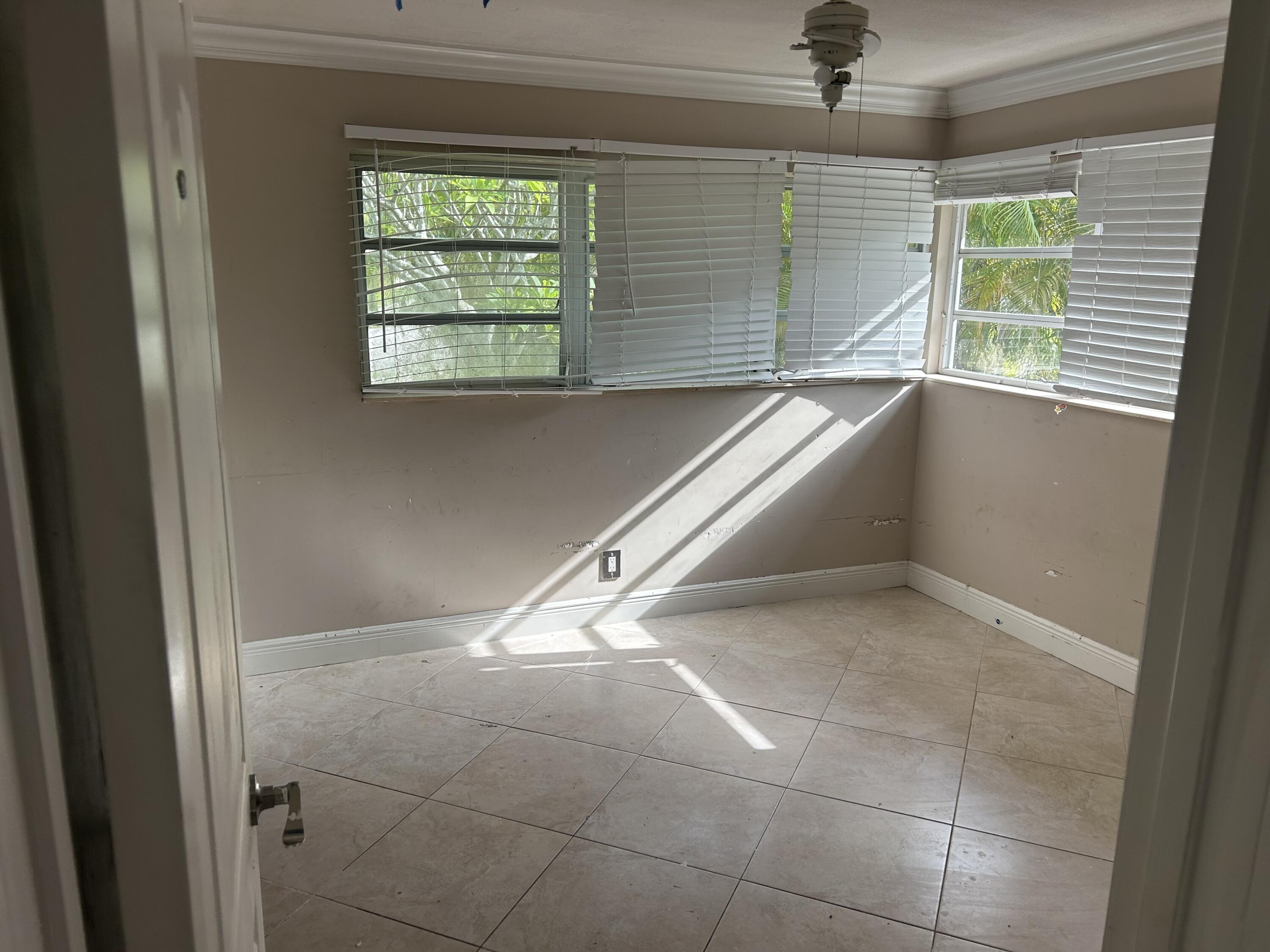 250 Northwest 46th Street, Unit 250 Boca Raton, FL 33431 - Photo 5 of 10 10