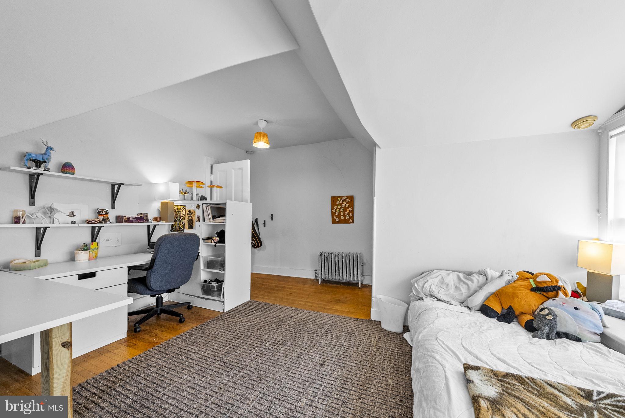 56 Ridge Street Orange, NJ 07050 - Photo 11 of 44