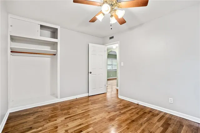 $229,000 | 6404 West 82nd Street, Overland Park, KS 66204