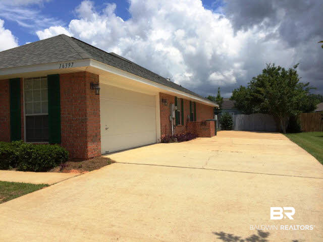 16397 Othello Lane Foley, AL 36535 - Photo 29 of 31 Large side entry garage