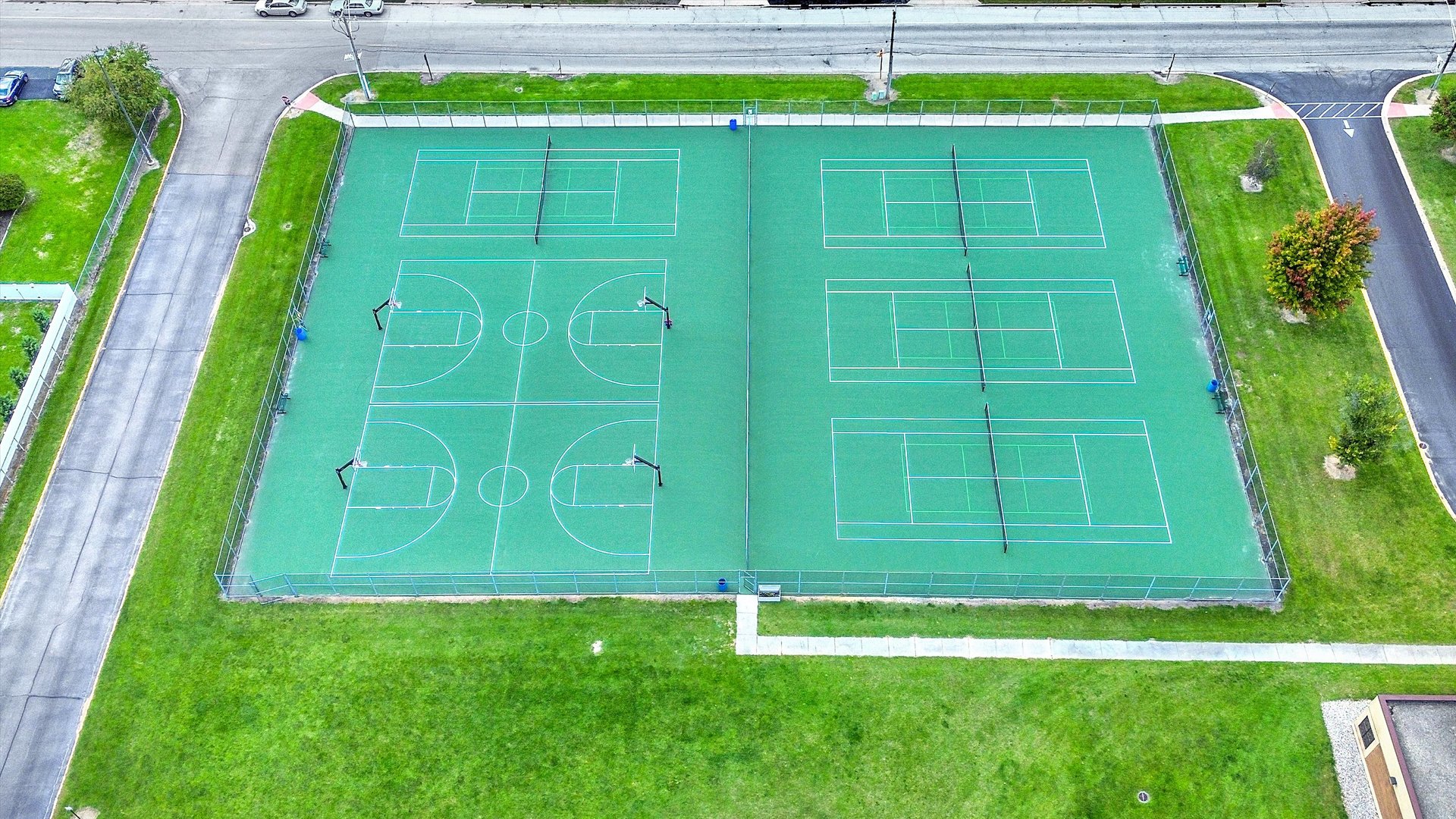 546 Caleb Road Braidwood, IL 60408 - Photo 29 of 34 a view of a backyard