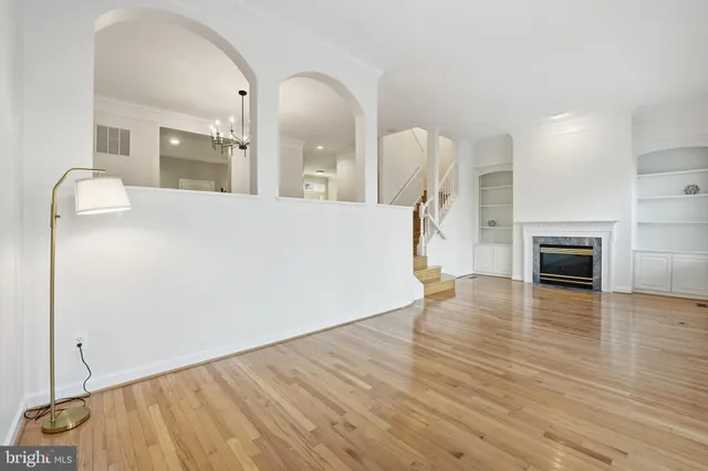 $1,225,000 | 1919 Logan Manor Drive, Reston, VA 20190