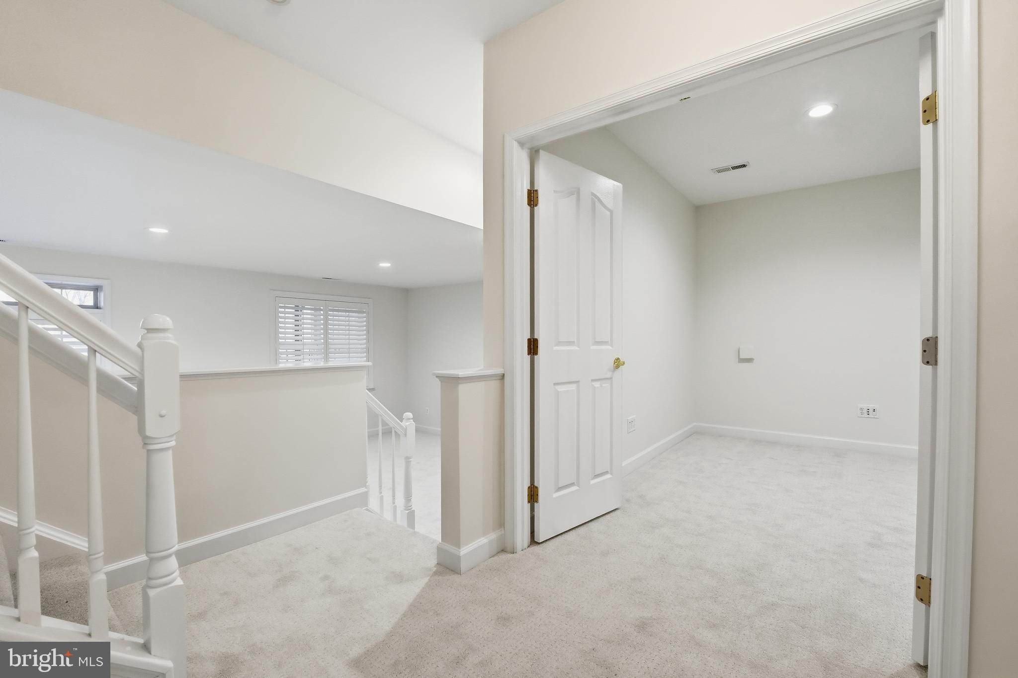 1919 Logan Manor Drive Reston, VA 20190 - Photo 39 of 54