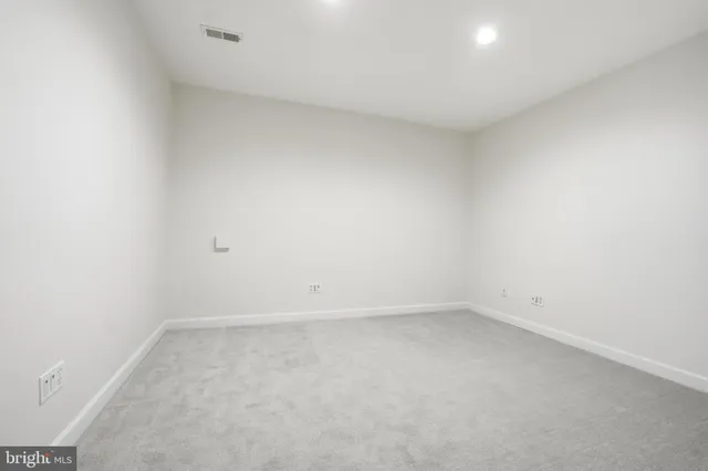 $1,225,000 | 1919 Logan Manor Drive, Reston, VA 20190