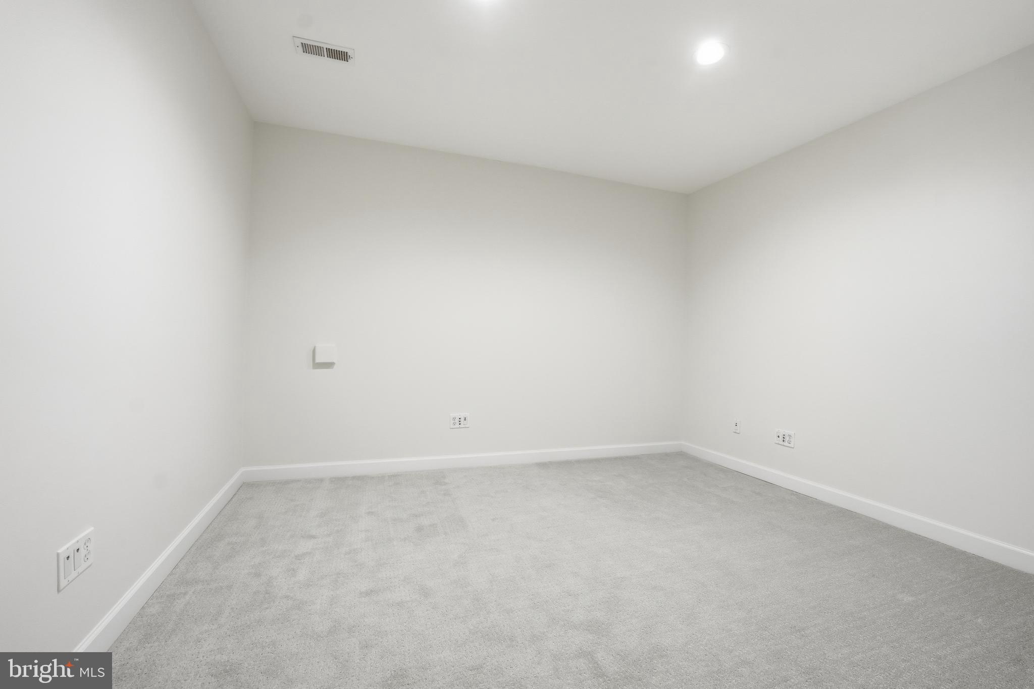 1919 Logan Manor Drive Reston, VA 20190 - Photo 43 of 54 a view of room