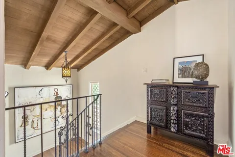 $3,350,000 | 1836 Outpost Drive, Los Angeles, CA 90068