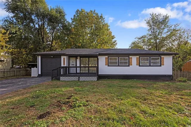 $238,950 | 1005 Northeast 62nd Street, Gladstone, MO 64118
