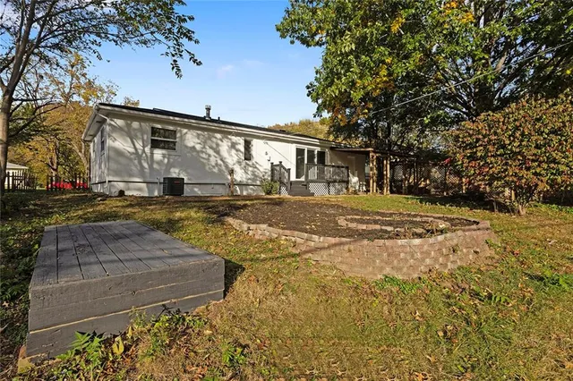 $238,950 | 1005 Northeast 62nd Street, Gladstone, MO 64118