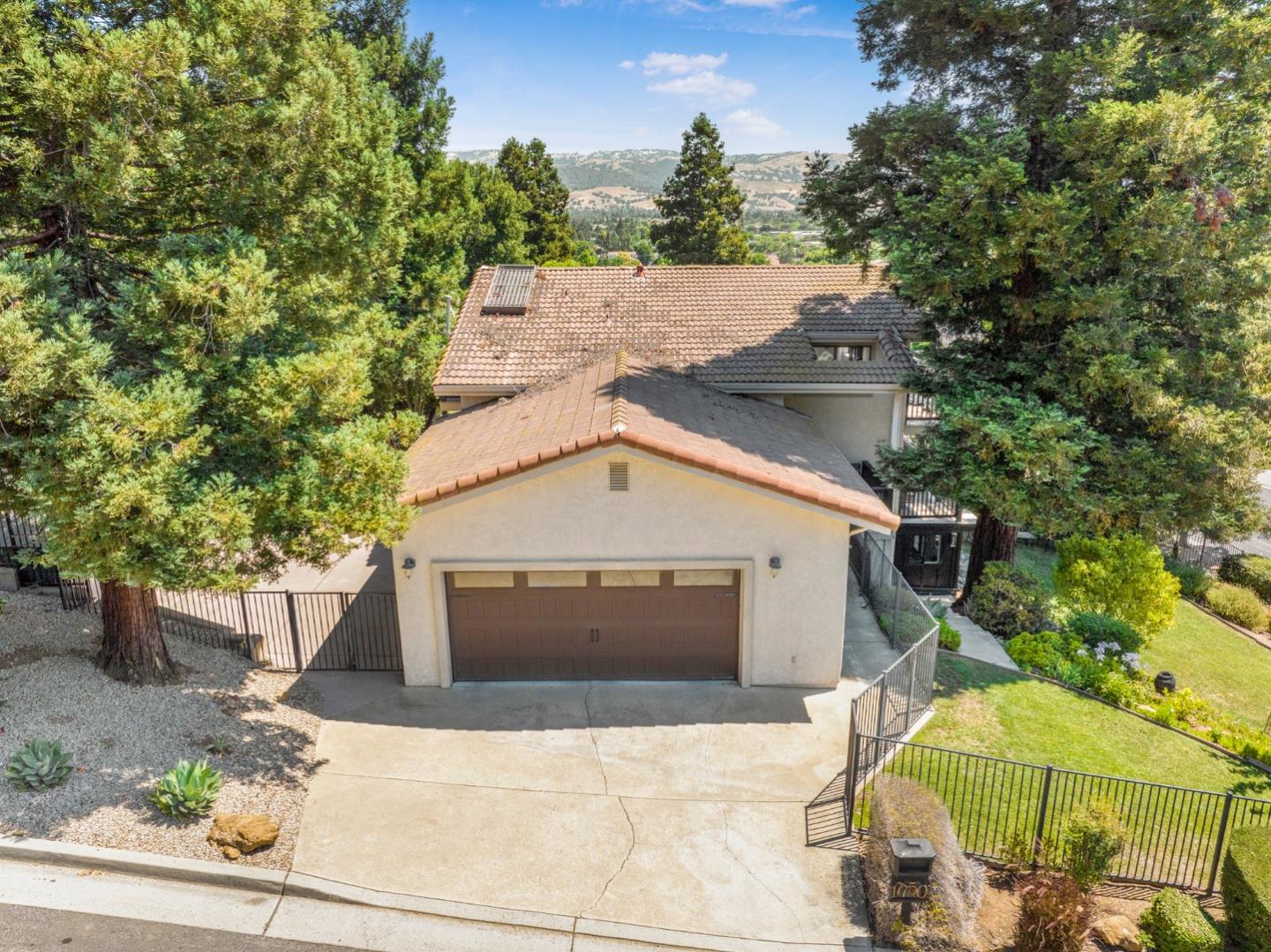 17750 Trumpp Court Morgan Hill, CA 95037 - Photo 4 of 43