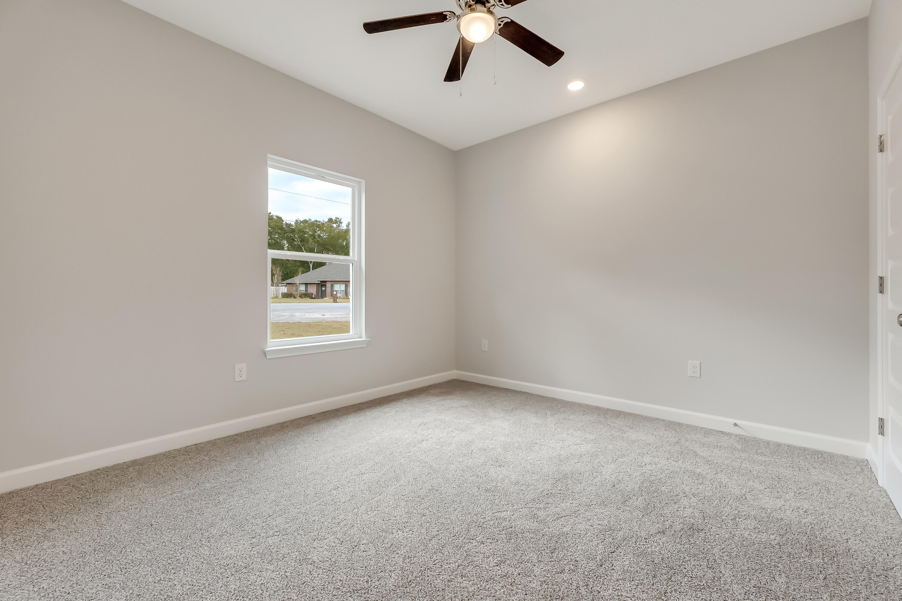 106 Huron Trail Crestview, FL 32536 - Photo 31 of 44 an empty room with a window