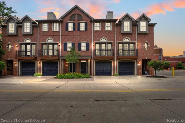 $439,900 | 22146 West Village Drive, Dearborn, MI 48124