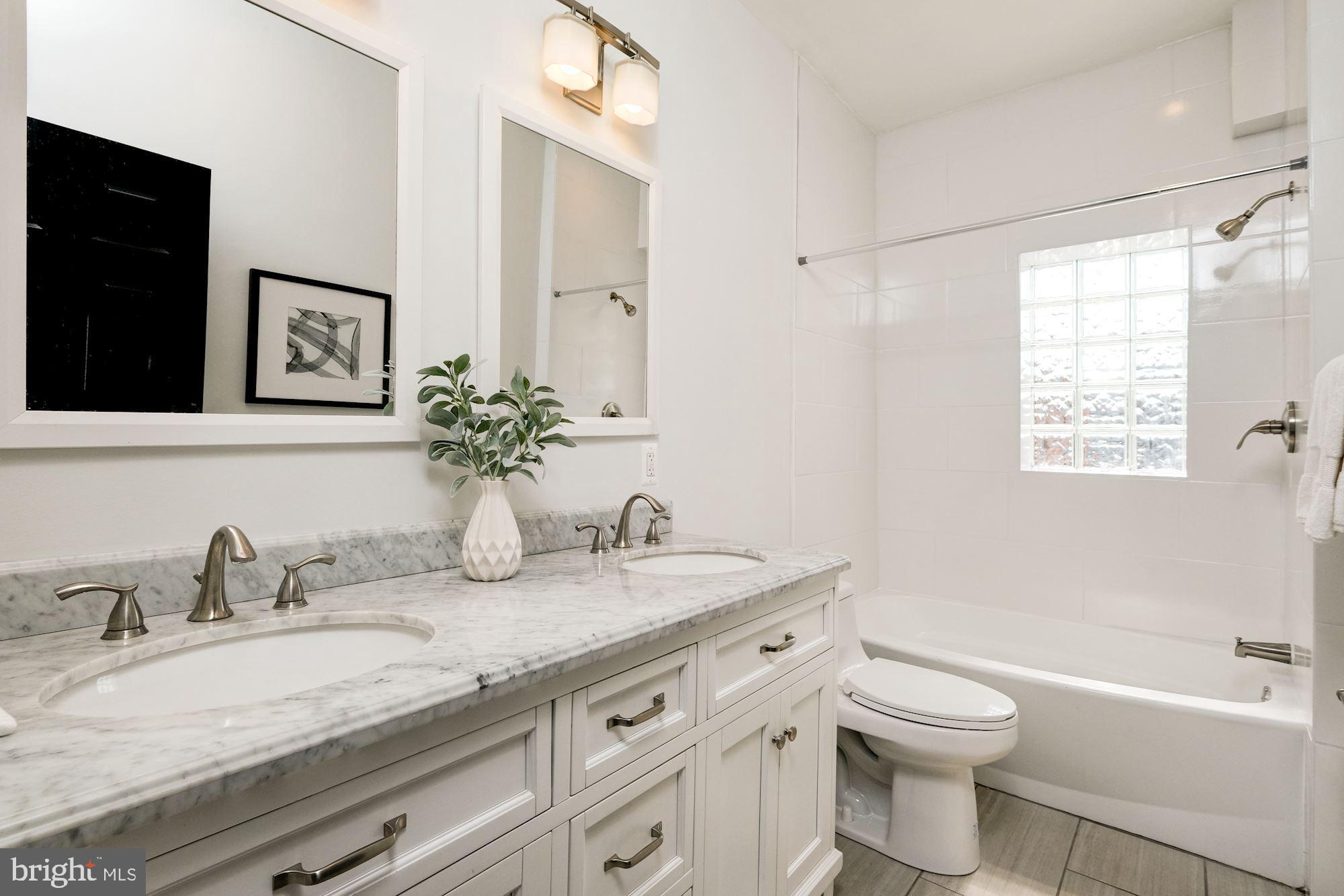 1136 5th Street Northeast Washington, DC 20002 - Photo 26 of 45 Full Bathroom