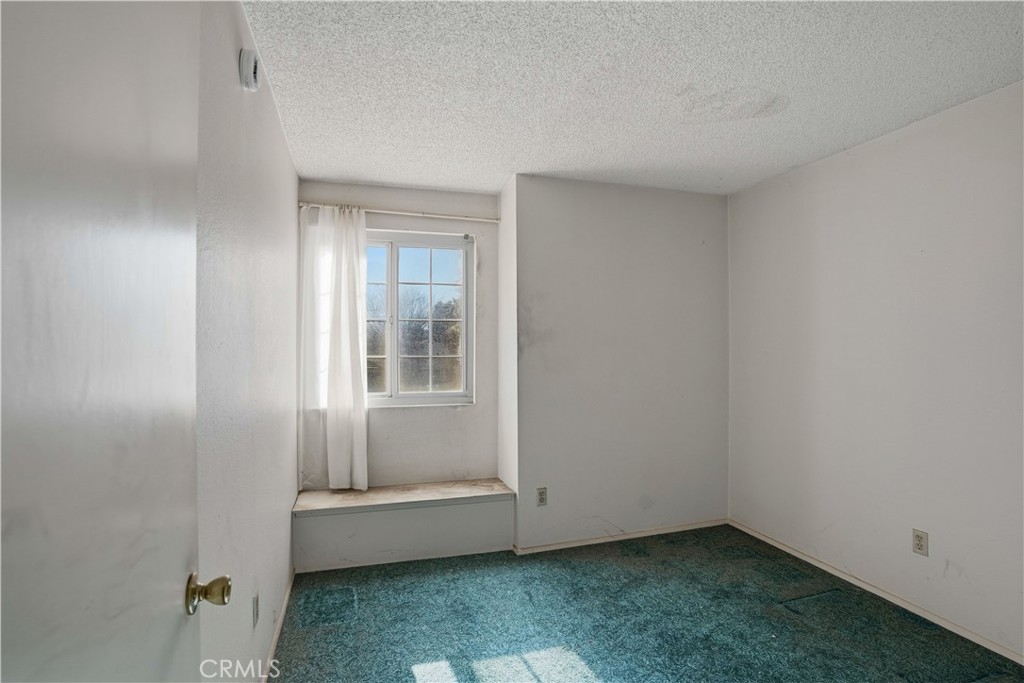 11251 Westfall Lane Riverside, CA 92505 - Photo 25 of 37