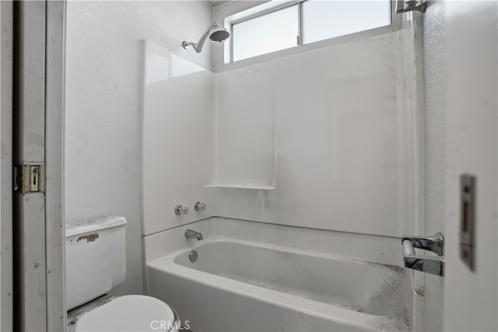 11251 Westfall Lane Riverside, CA 92505 - Photo 30 of 37