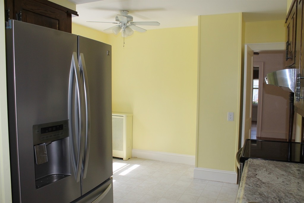 139 Ellsworth Avenue Springfield, MA 01118 - Photo 4 of 18 Gallery Image 4