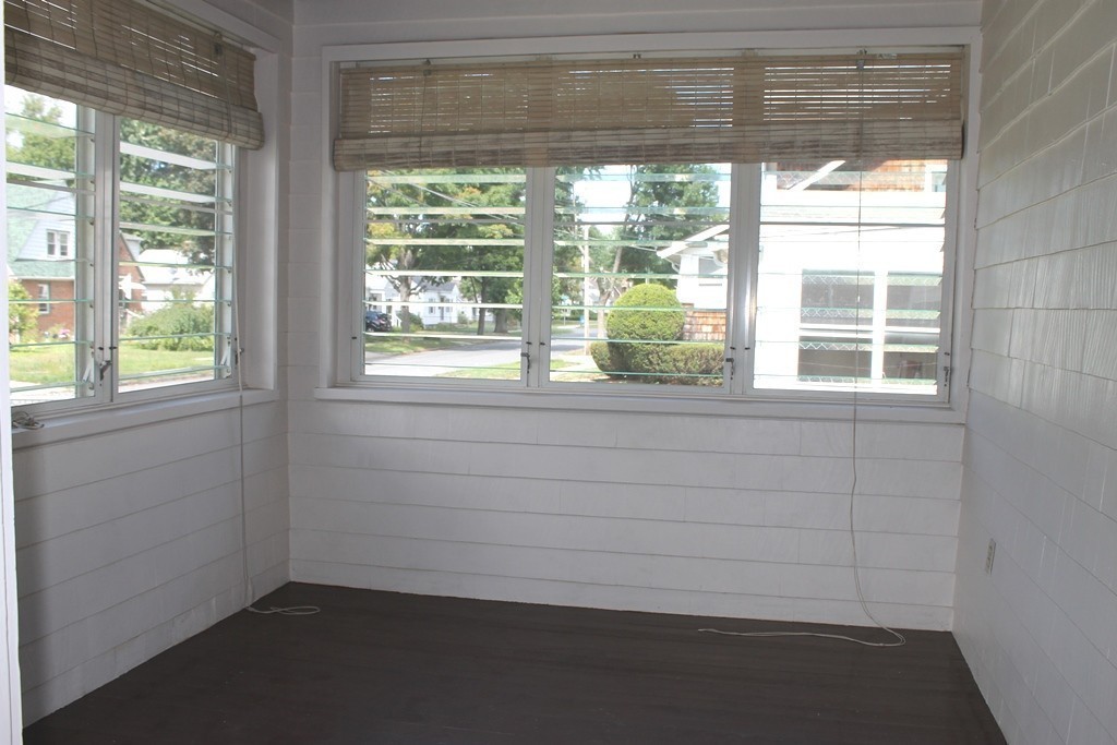139 Ellsworth Avenue Springfield, MA 01118 - Photo 8 of 18 Gallery Image 8