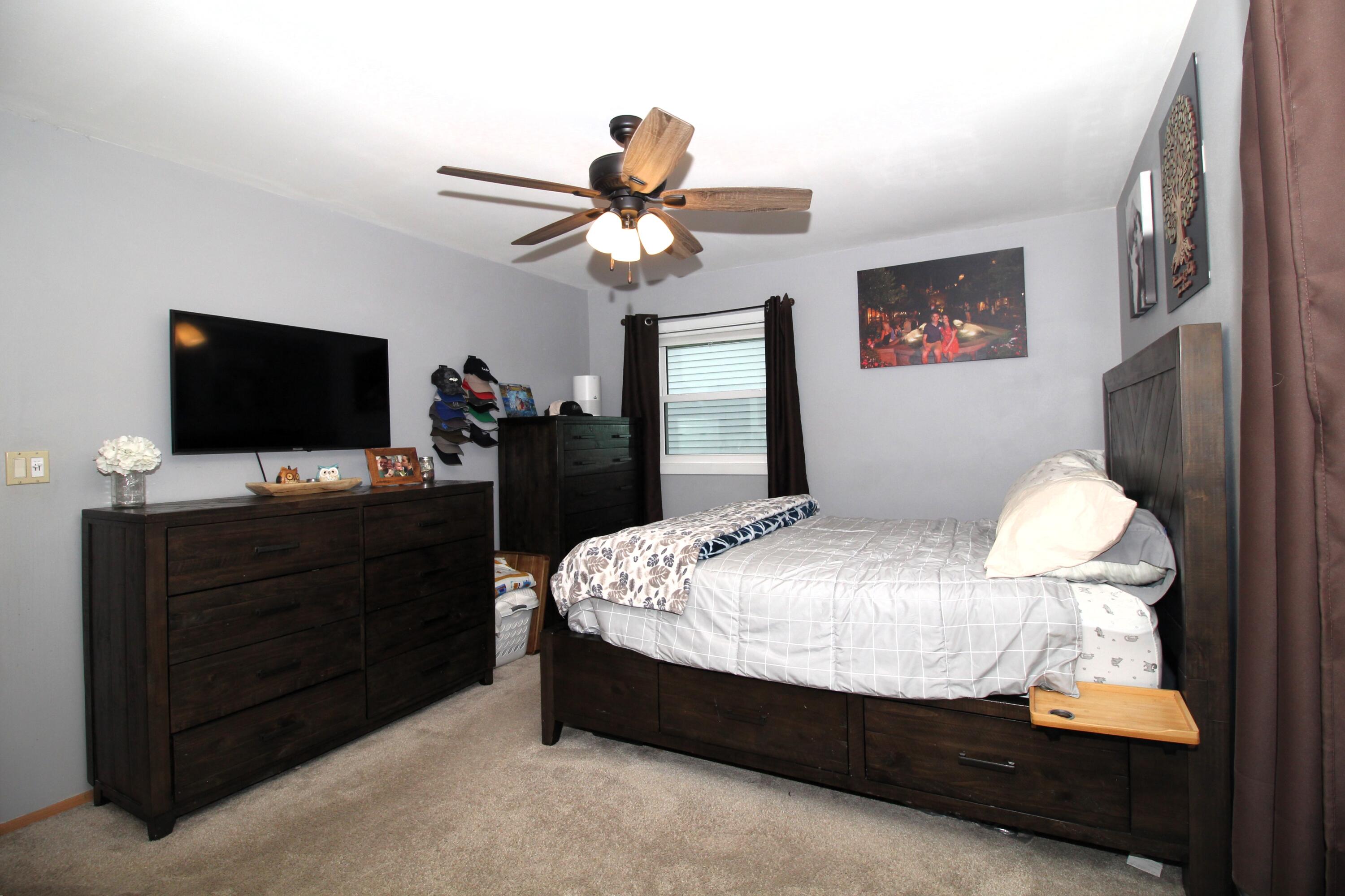 W174N9446 Joper Road Menomonee Falls, WI 53051 - Photo 16 of 32 Primary Bedroom