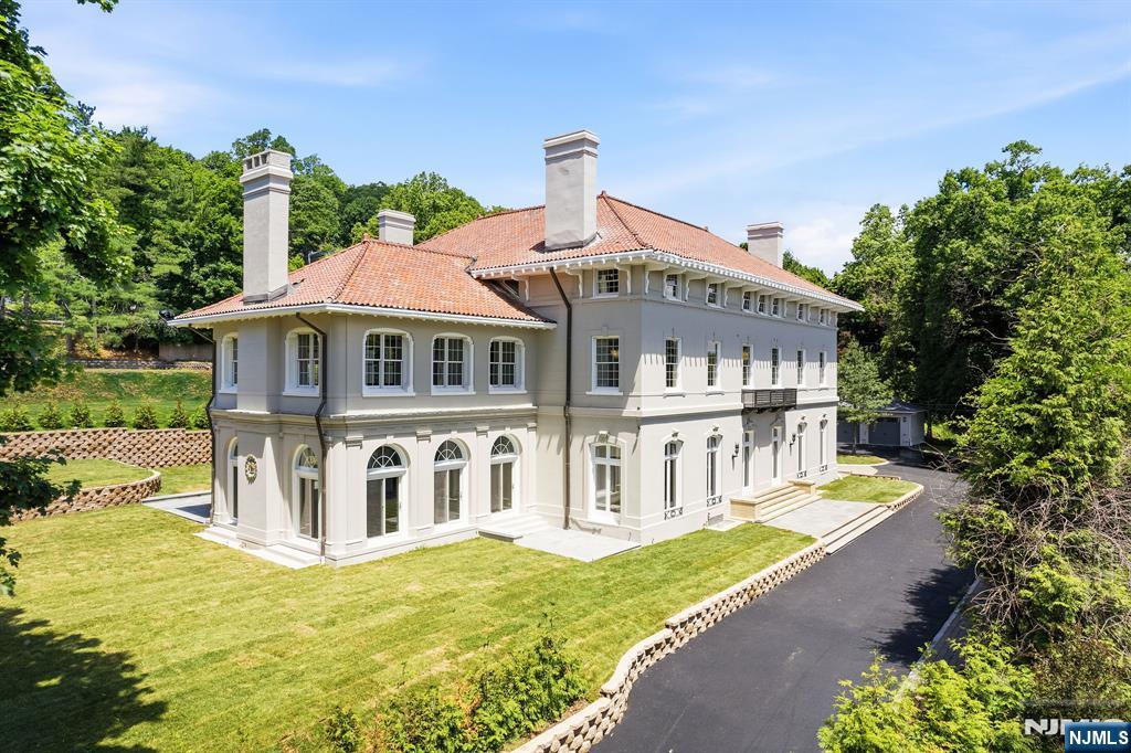 207 Union Street Montclair, NJ 07042 - Photo 2 of 47