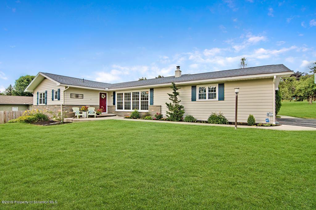 107 Hillcrest Road Moscow, PA 18444 - Photo 1 of 58