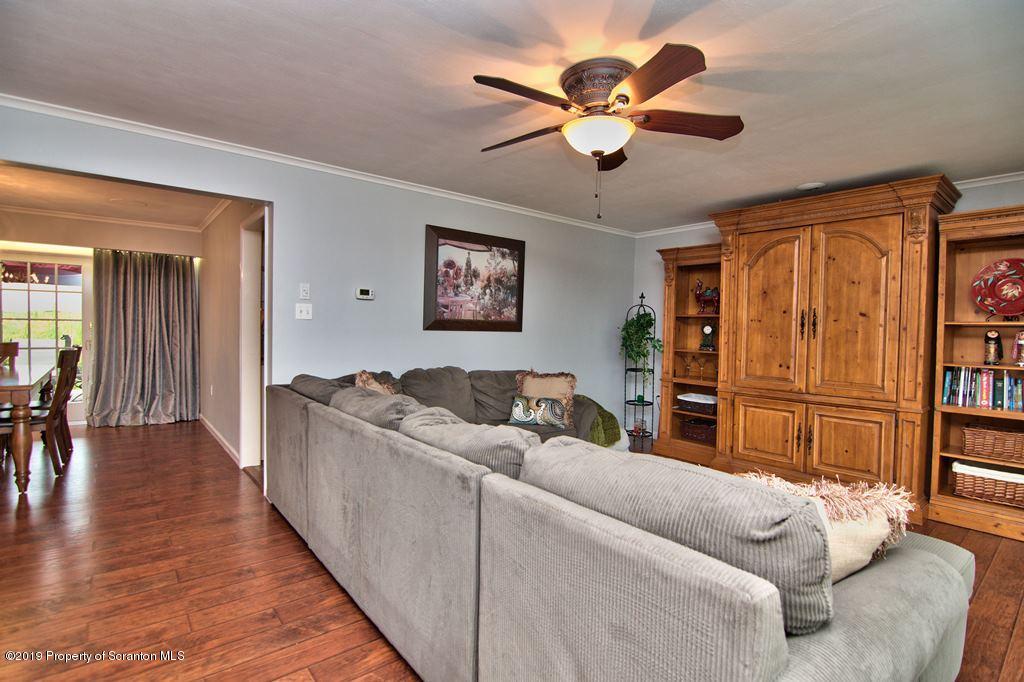107 Hillcrest Road Moscow, PA 18444 - Photo 9 of 58
