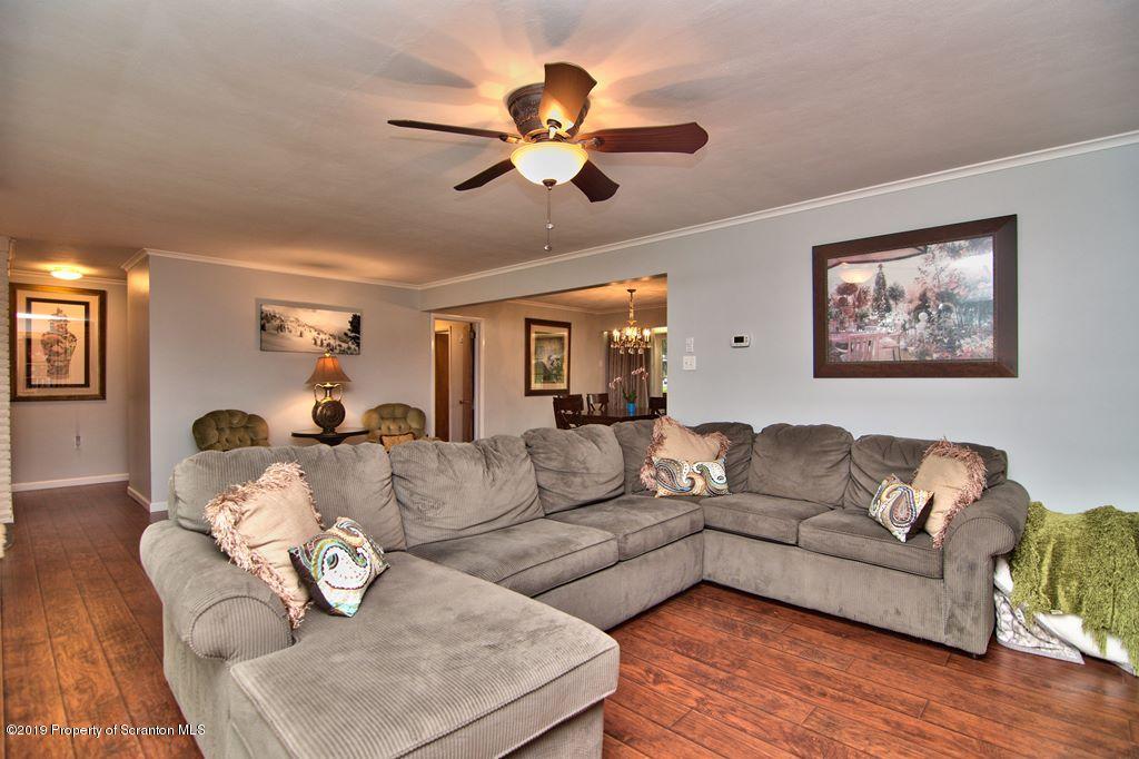 107 Hillcrest Road Moscow, PA 18444 - Photo 10 of 58